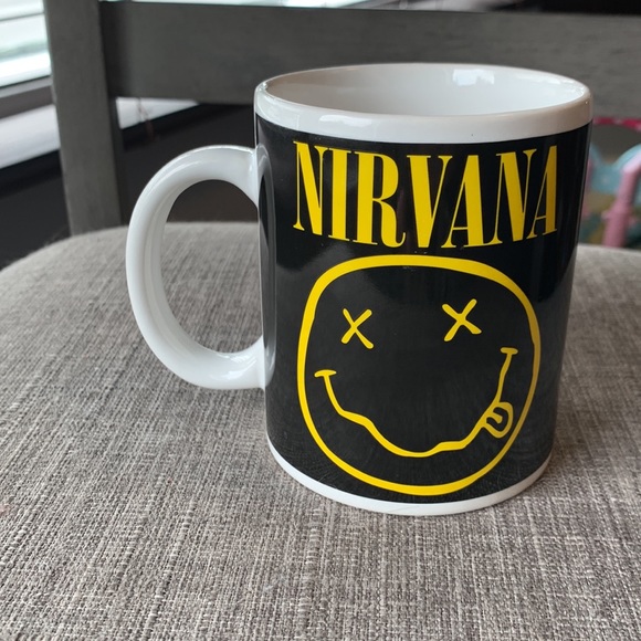 Nirvana Band Smily face mug - 2011 - Picture 3 of 6